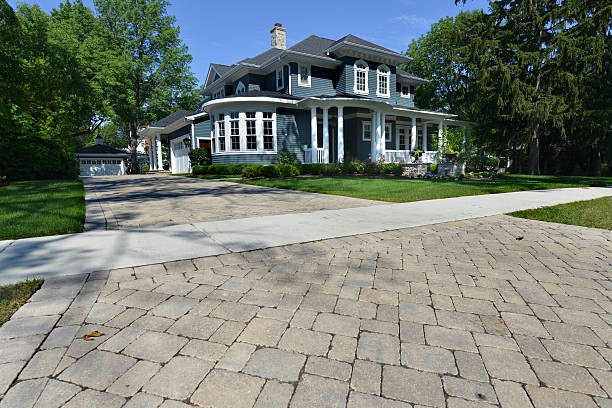 Best Driveway Paving Contractor  in Central Islip, NY